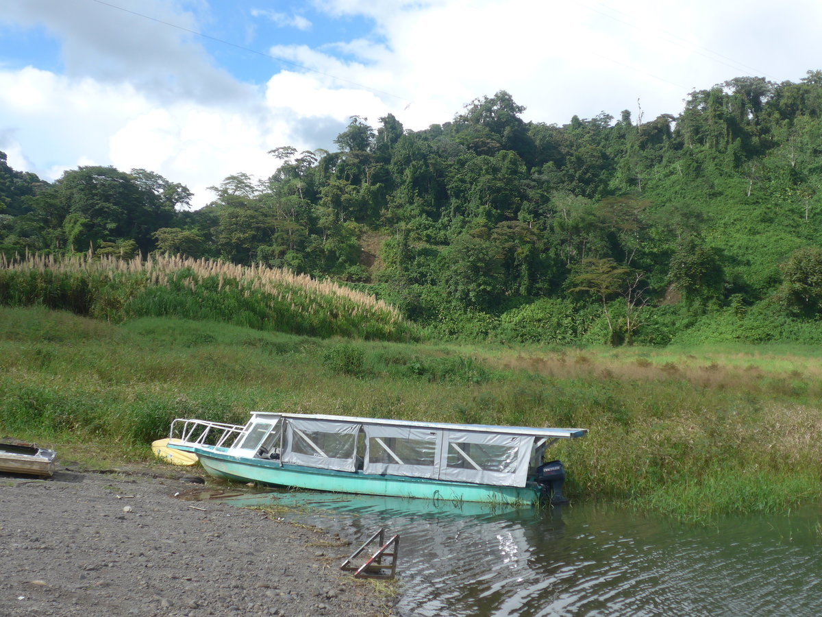 (211'292) - Boot auf dem Arenalsee am 14. November 2019 bei Arenal