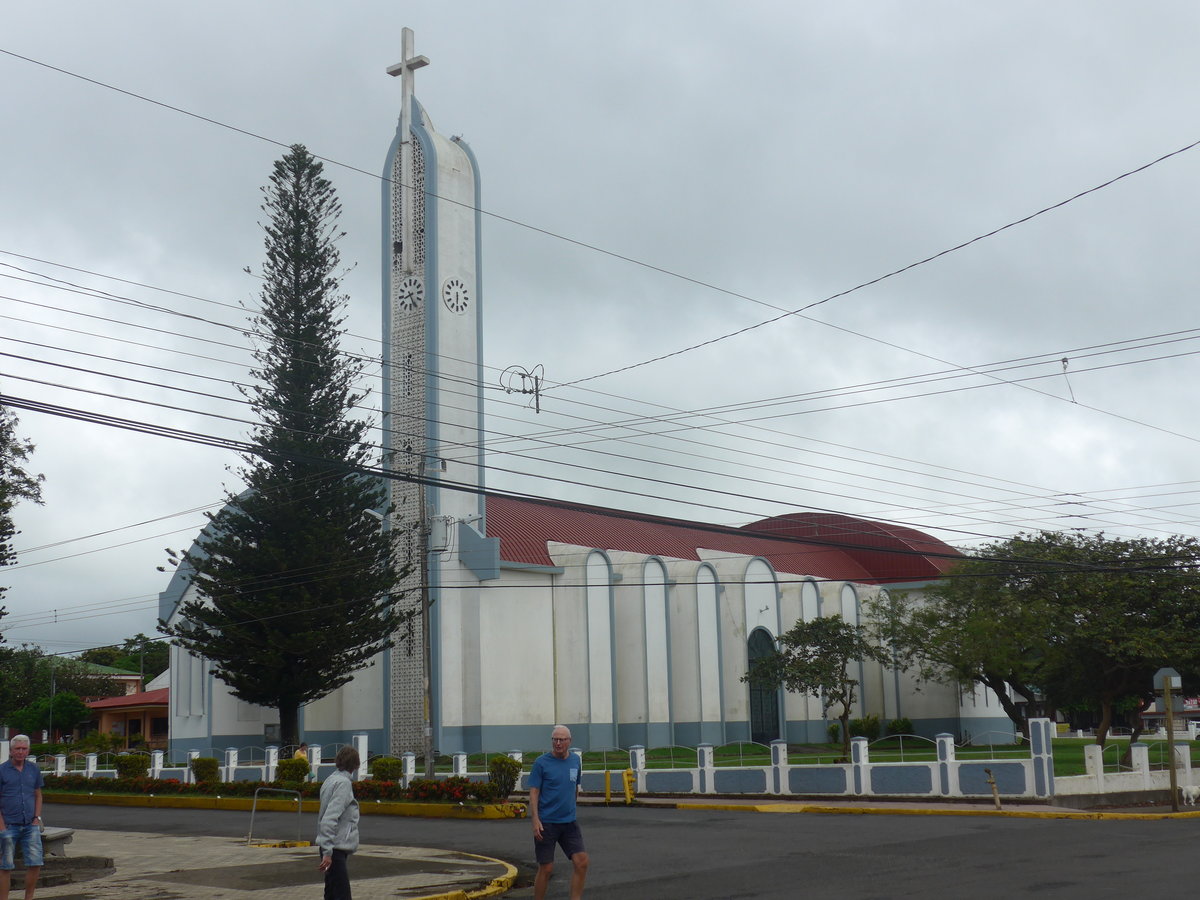 (211'326) - Kirche am 15. November 2019 in Tilar�n