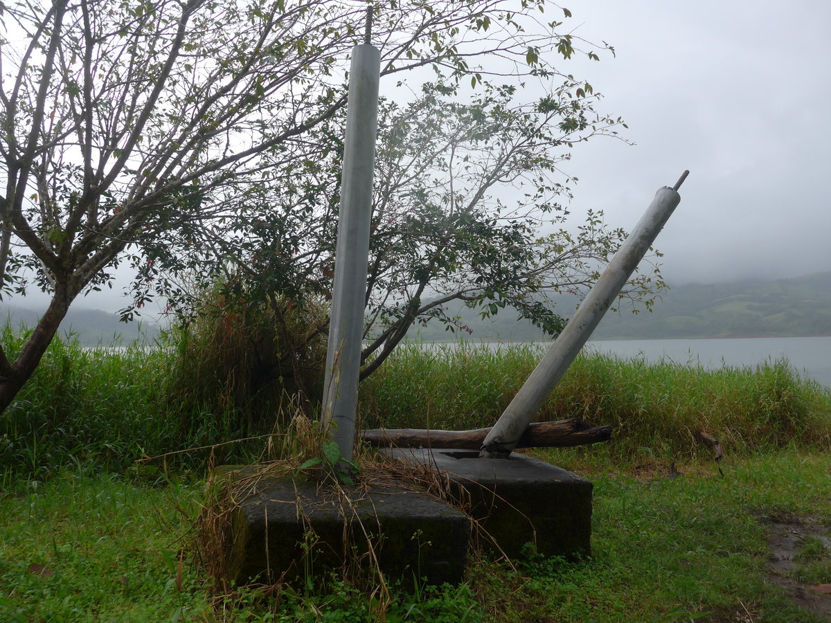 (211'399) - Alte �berreste am 16. November 2019 von Viejo Arenal