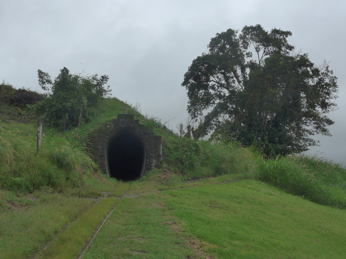 (211'418) - Tunnel am 16. November 2019 in Nuevo Arenal, Los H�roes