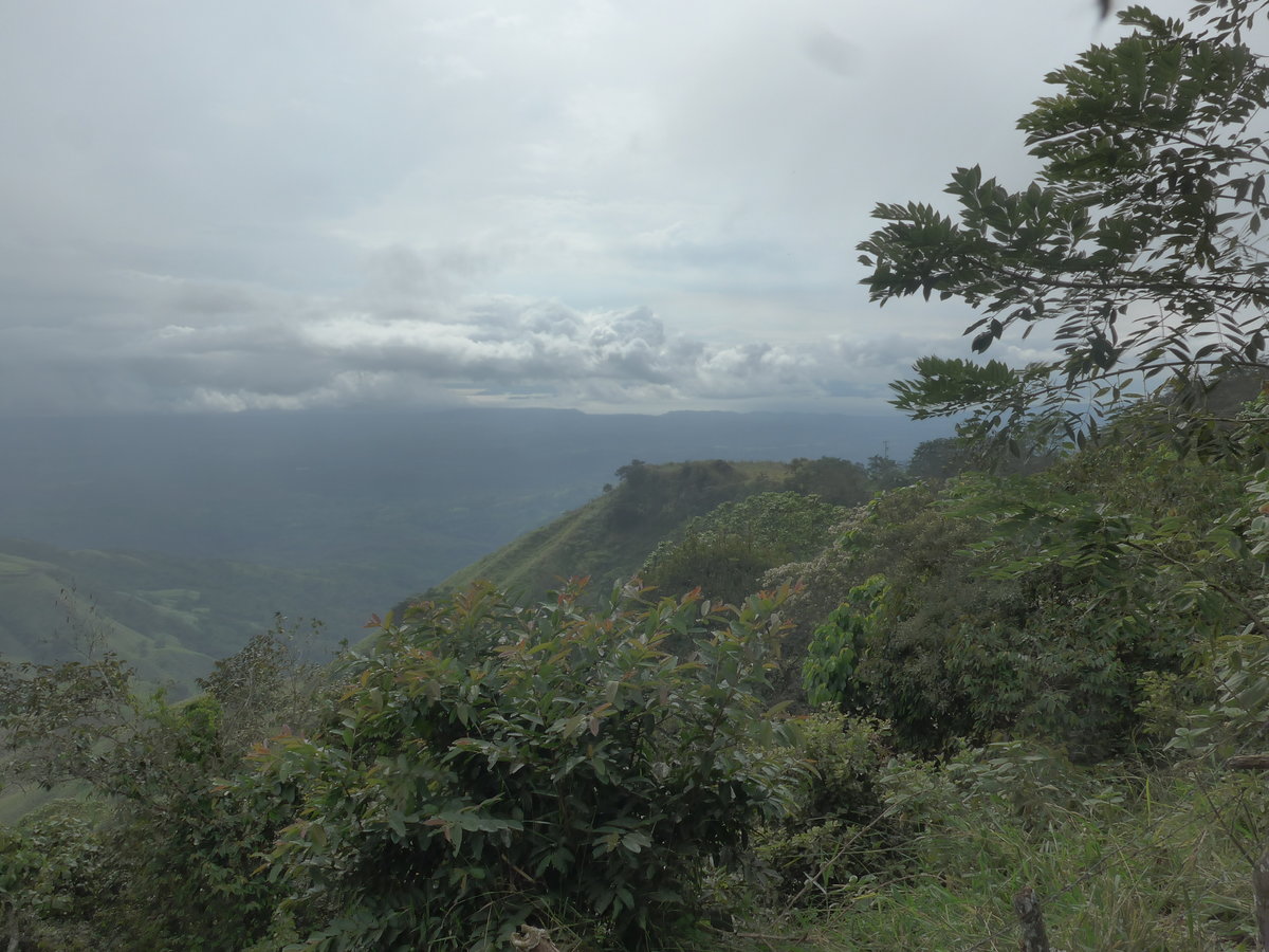 (211'605) - Blick ins Tal am 18. November 2019 in Rio J�ses