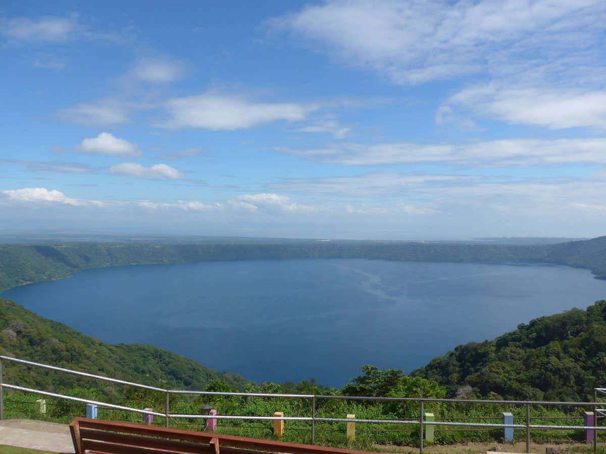 (212'025) - Vulkan Kratersee Apoyo am 22. November 2019 bei Catarina