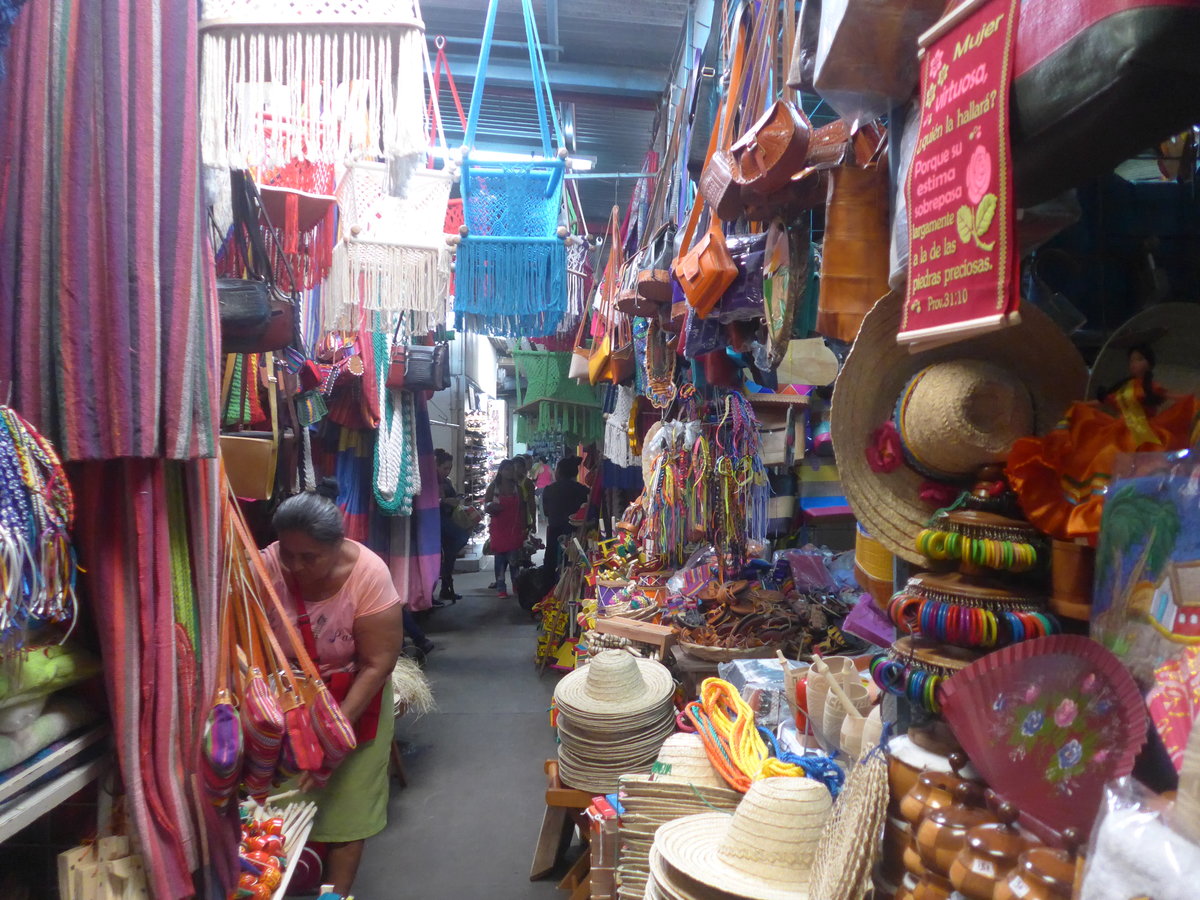 (212'052) - Markthalle am 22. November 2019 in Masaya