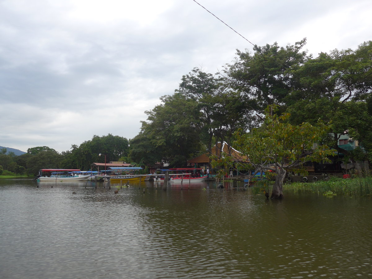 (212'134) - Inselfahrt auf dem Nicaraguasee am 22. November 2019 beim Hafen von Granada