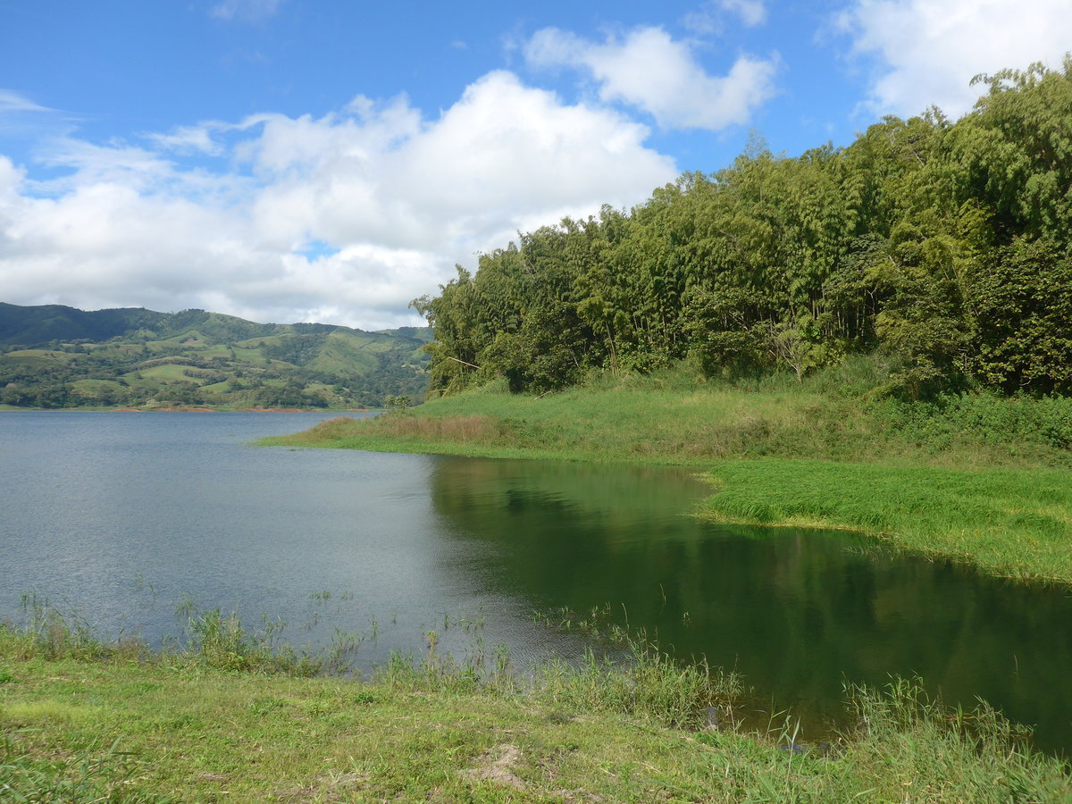 (212'286) - Der Arenalsee am 24. November 2019 in Viejo Arenal