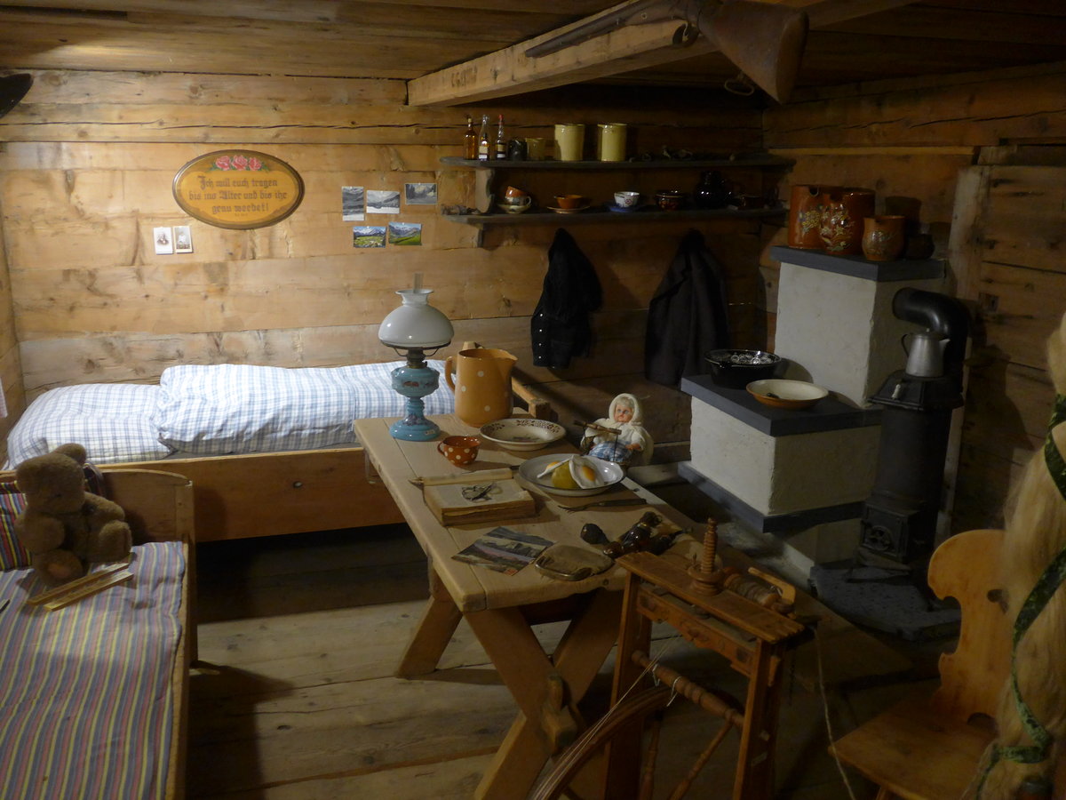 (214'486) - Wohn- und Schlafzimmer in Alph�tte am 19. Februar 2020 im Heimatmuseum Adelboden