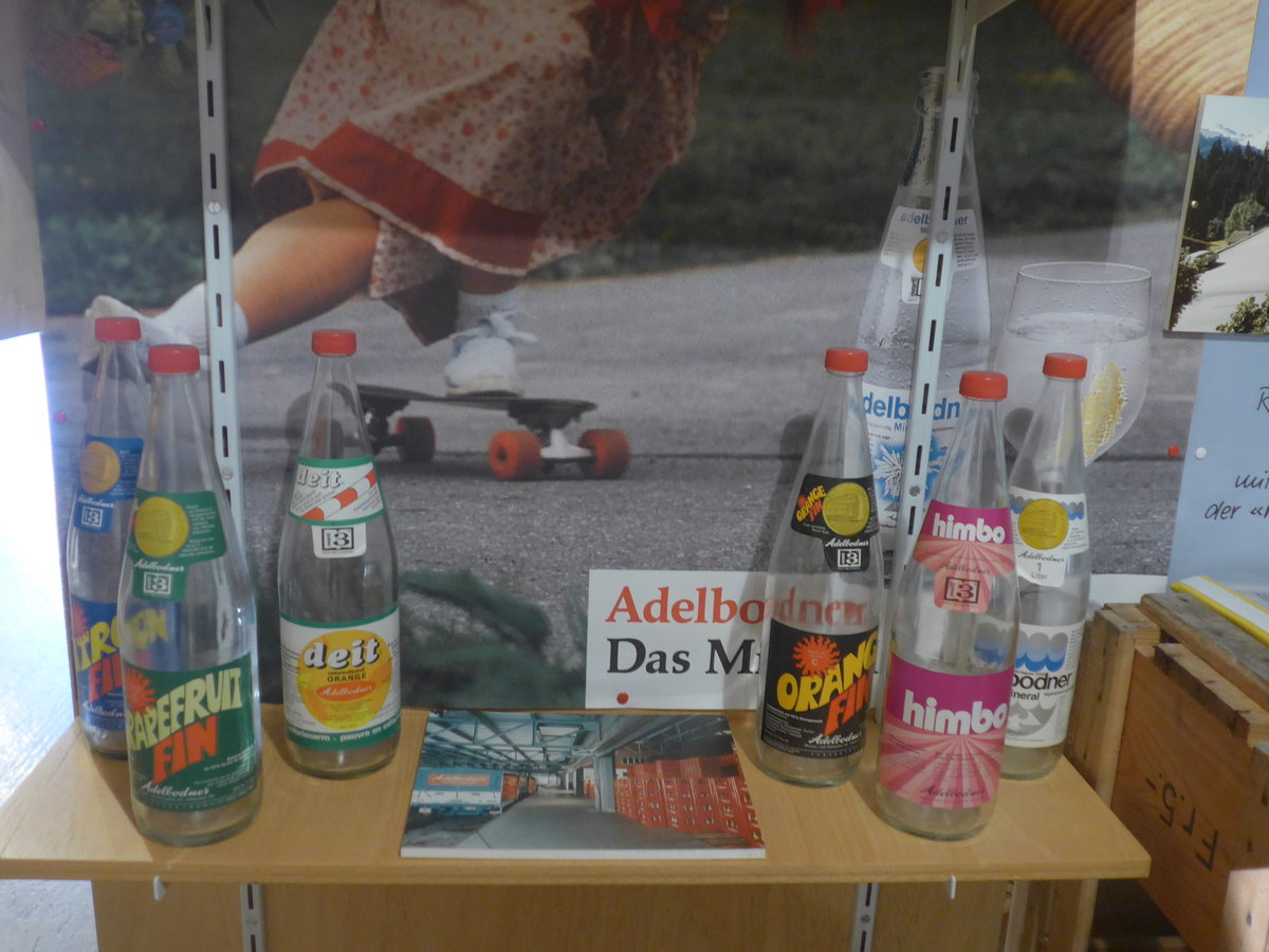 (214'515) - Adelbodner Flaschen am 19. Februar 2020 im Heimatmuseum Adelboden