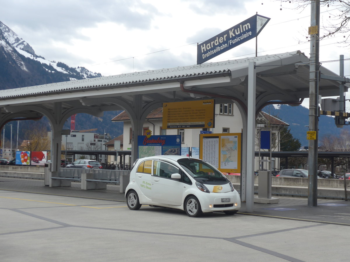 (214'855) - PostAuto - BE 435'130 - Mitsubishi am 23. Februar 2020 beim Bahnhof Interlaken West