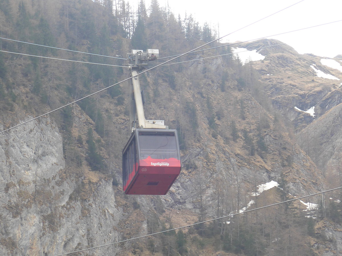 (216'449) - Luftseilbahn Unter dem Birg - Engstligenalp - LUBE 03 - am 24. April 2020 in Adelboden, Unter dem Birg