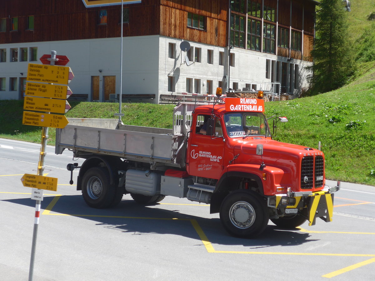 (218'887) - Remund, Uzwil - SZ 200'095 - Saurer am 20. Juli 2020 beim Bahnhof Davos Glaris