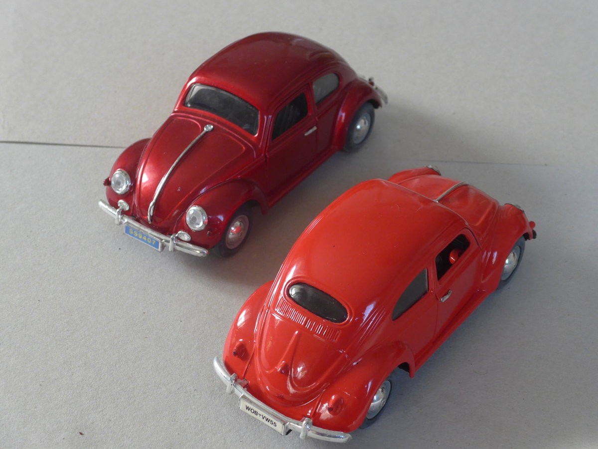 (219'663) - Zwei VW-K�fer am 15. August 2020 in Thun (Modelle)