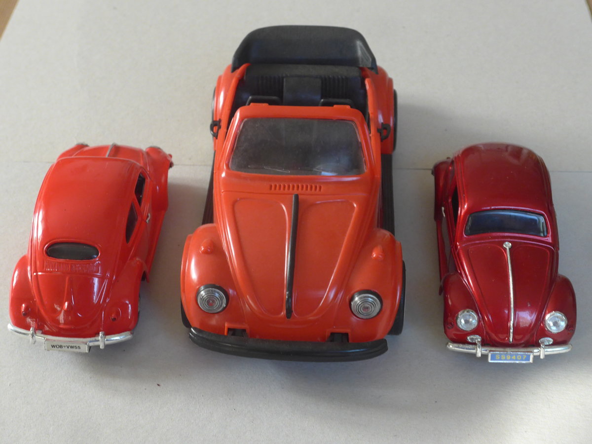 (219'666) - Drei VW-K�fer am 15. August 2020 in Thun (Modelle)