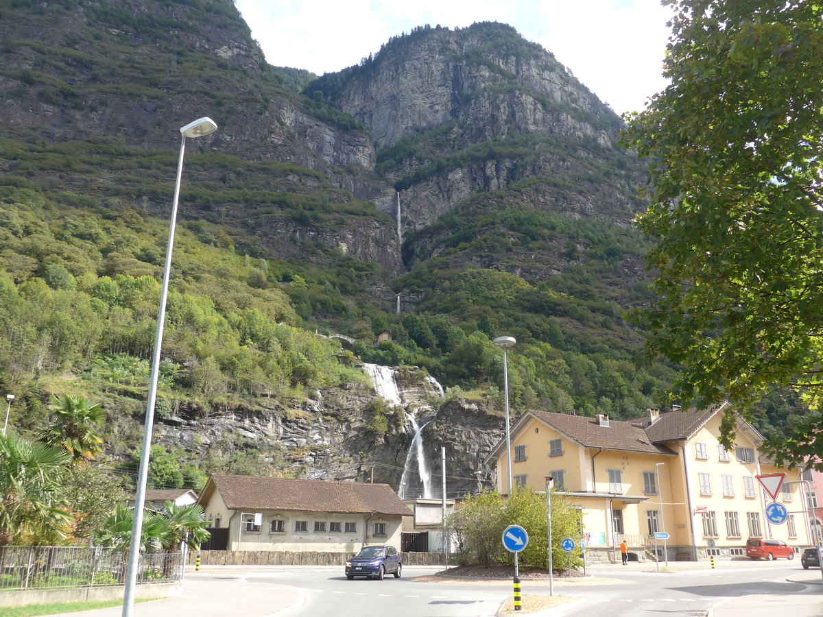 (221'496) - Wasserf�lle am 26. September 2020 in Biasca