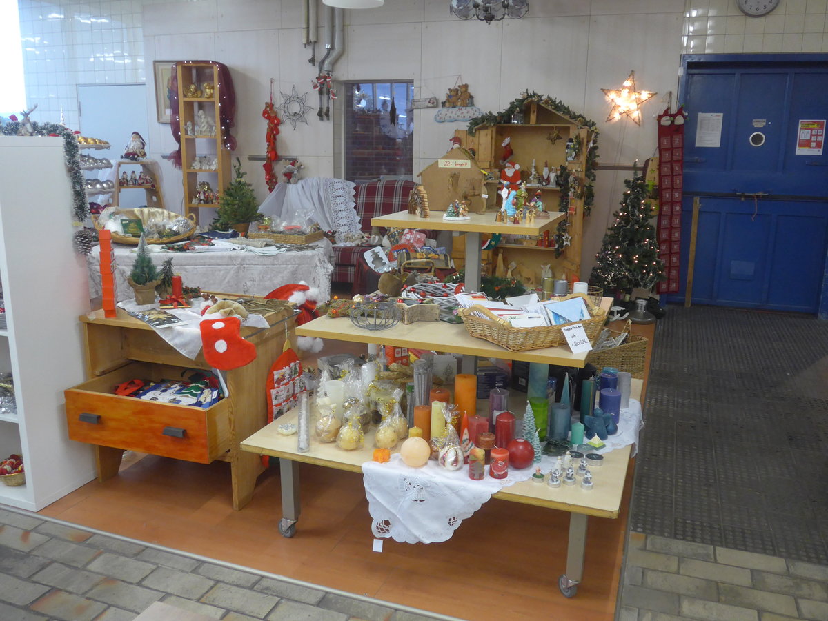 (221'929) - Weihnachtsverkauf 2020 im BrockiShop Thun am 17. Oktober 2020