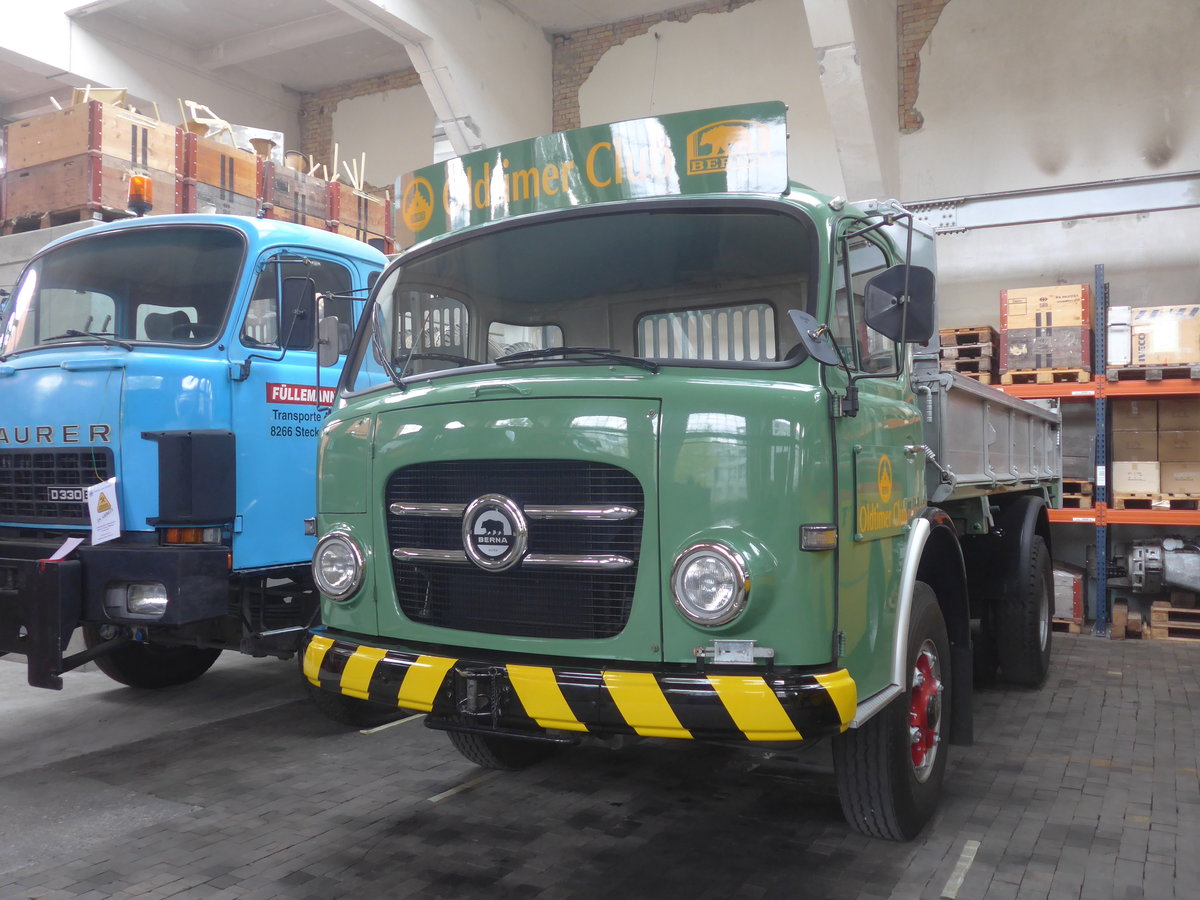 (222'263) - Oldtimer Club Saurer - Berna am 21. Oktober 2020 in Arbon, Saurermuseum Depot