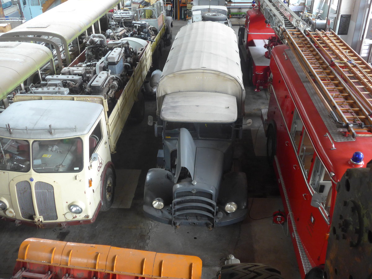 (222'286) - Schweizer Armee - M+2142 - Saurer am 21. Oktober 2020 in Arbon, Saurermuseum Depot