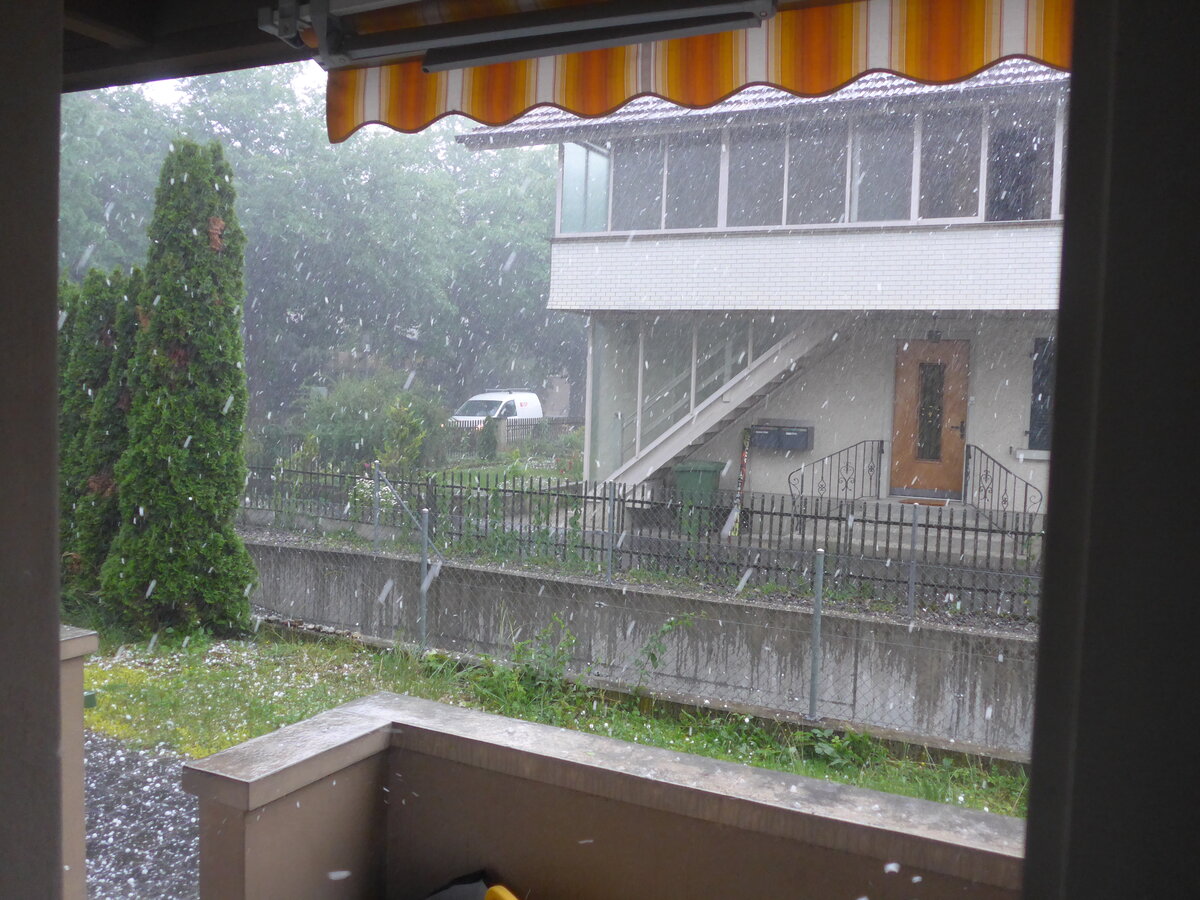 (225'967) - Hagelunwetter am 21. Juni 2021 in Thun-Lerchenfeld
