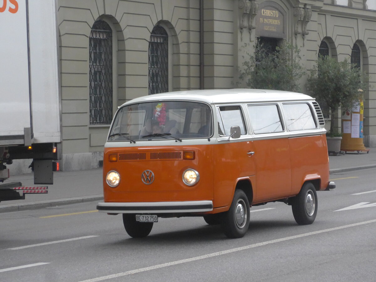 (227'069) - VW-Bus - BE 732'750 - am 7. August 2021 beim Bahnhof Bern