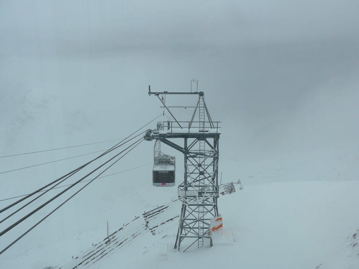 (228'205) - Schilthornbahn - Nr. 5 - am 20. September 2021 auf dem Schilthorn
