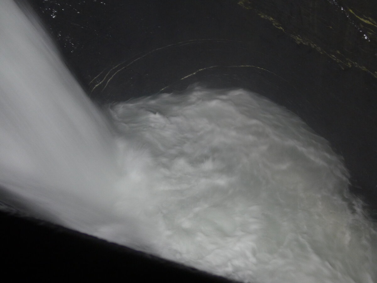 (228'224) - Die Tr�mmelbachf�lle am 20. September 2021 in Tr�mmelbach