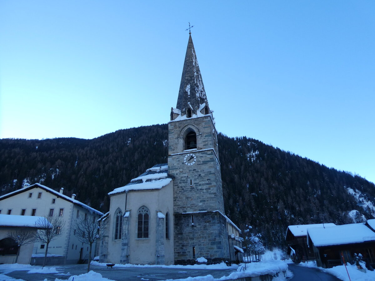(231'486) - Die Kirche in Le Ch�ble am 18. Dezember 2021