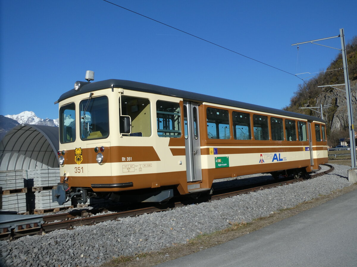 (233'149) - TPC/AL-Triebwagen - Nr. 351 - am 26. Februar 2022 in Aigle, D�p�t