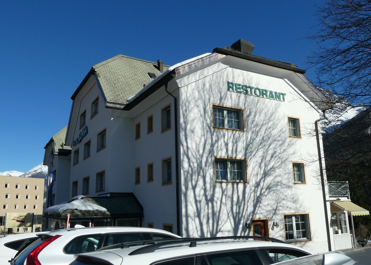 (233'713) - Hotel Altana am 10. M�rz 2022 in Scuol