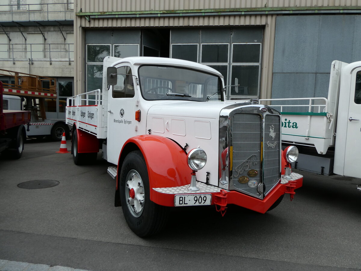 (235'294) - Mineralquelle, Eptingen - BL 909 - FBW am 7. Mai 2022 in Attikon, Wegm�ller