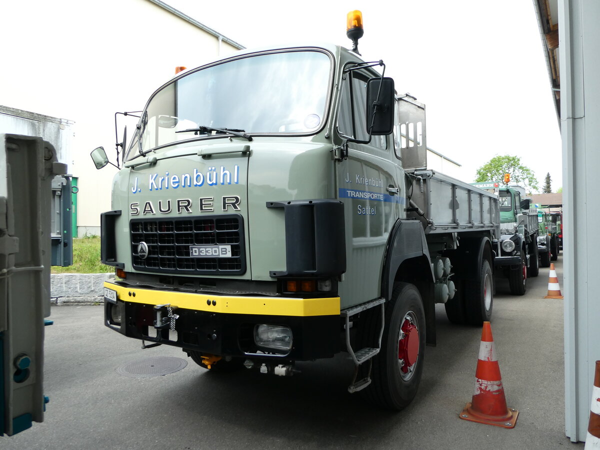 (235'321) - Krienb�hl, Sattel - SZ 5314 - Saurer am 7. Mai 2022 in Attikon, Wegm�ller