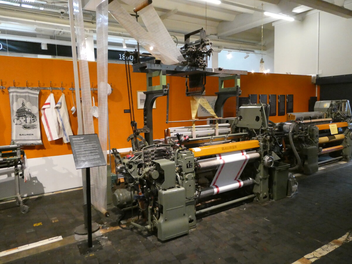 (235'867) - Saurer Webmaschine am 21. Mai 2022 in Arbon, Saurer-Museum