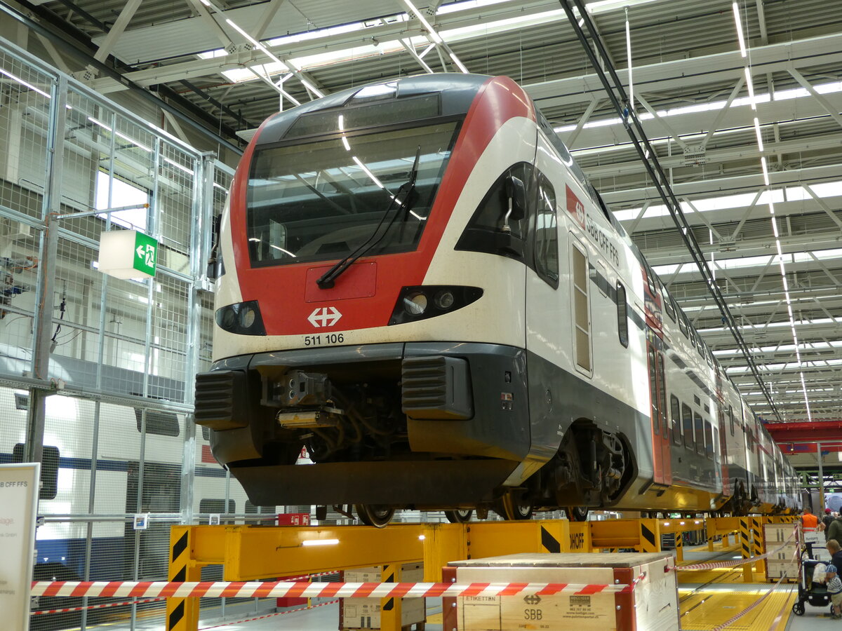 (236'128) - SBB-Pendelzug - Nr. 511'106 - am 22. Mai 2022 in Olten, Industriewerk