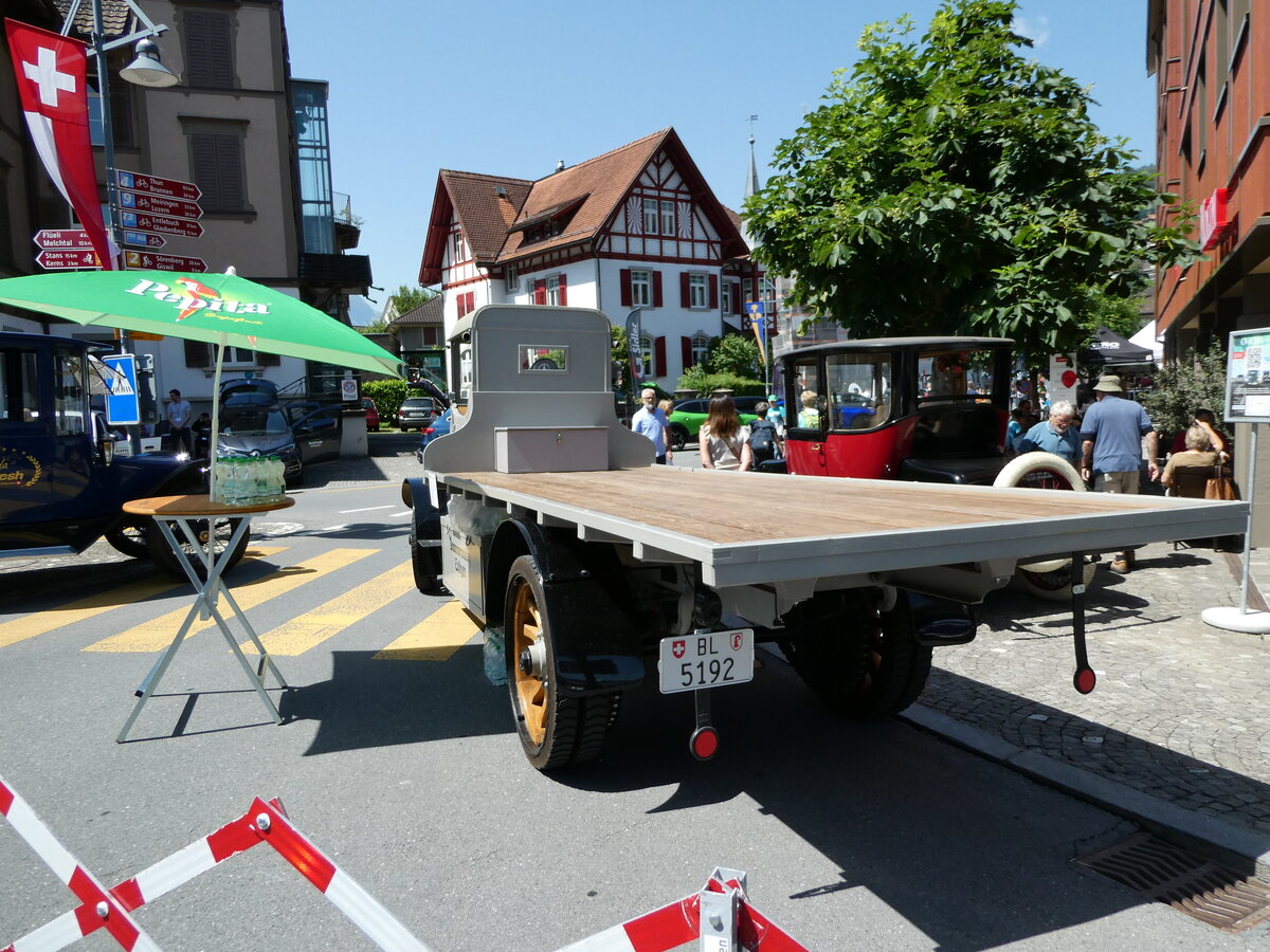 (236'655) - Brunnenverwaltung, Eptingen - BL 5192 - Tribelhorn am 4. Juni 2022 in Sarnen, OiO