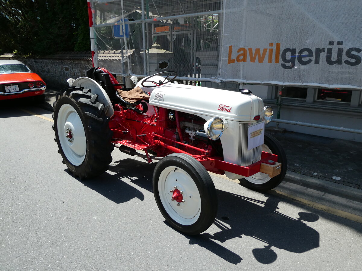 (236'660) - Ford am 4. Juni 2022 in Sarnen, OiO