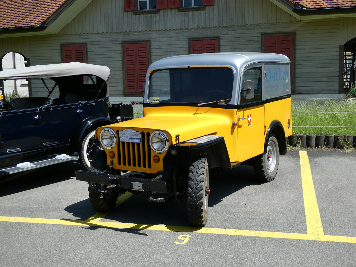 (236'688) - Willys am 4. Juni 2022 in Sarnen, OiO
