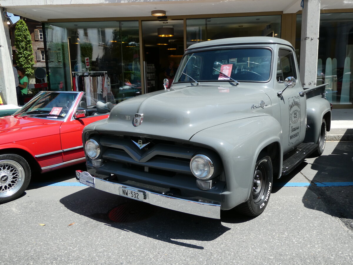 (236'702) - Ford - NW 532 - am 4. Juni 2022 in Sarnen, OiO