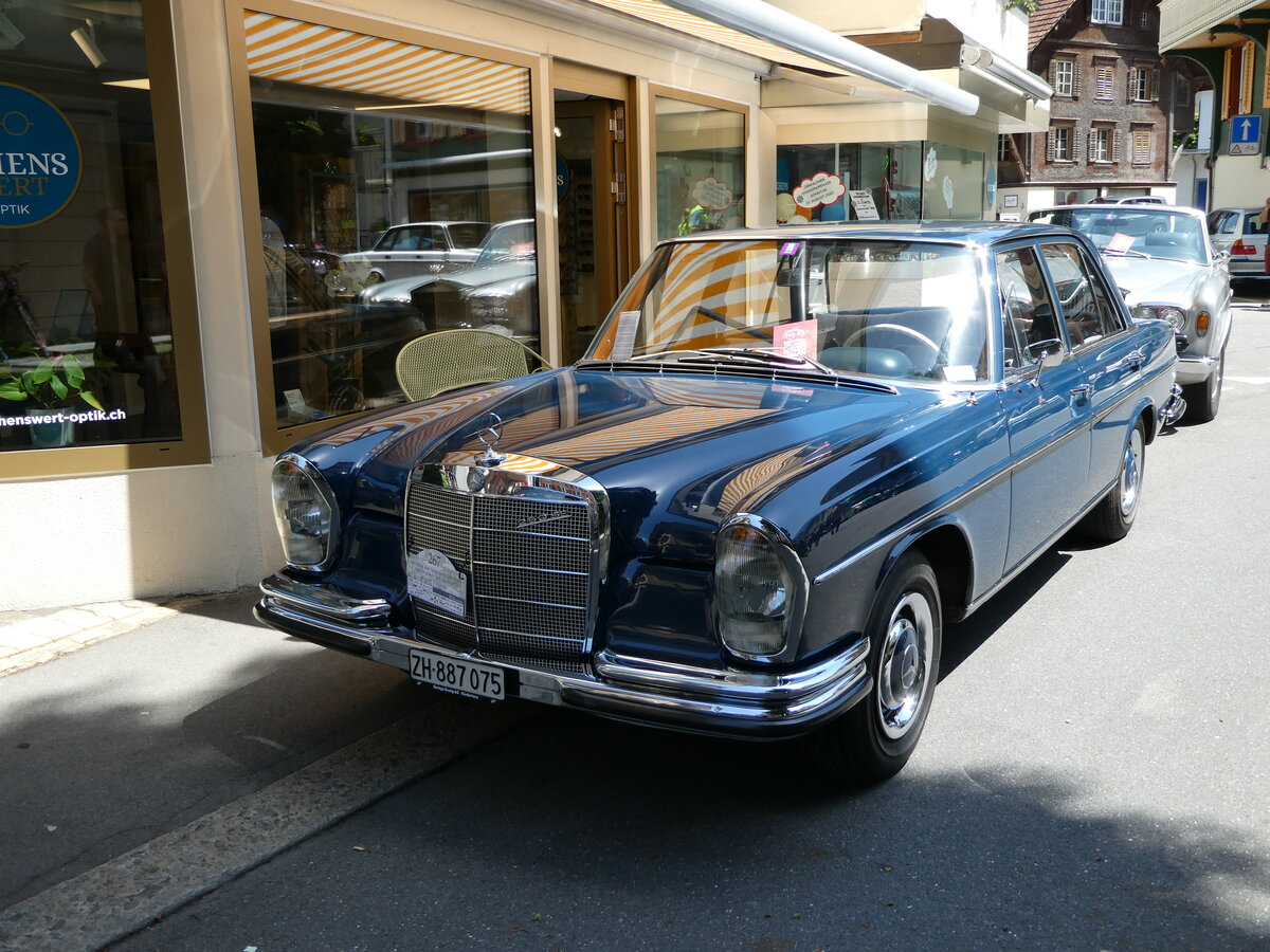 (236'707) - Mercedes - ZH 887'075 - am 4. Juni 2022 in Sarnen, OiO