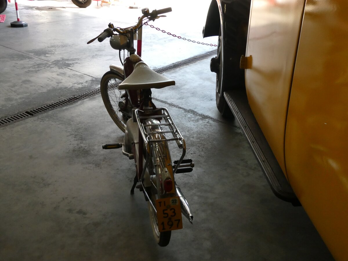 (237'110) - Condor-Puch - TI 53'197 - am 12. Juni 2022 in Faido, Garage Barenco