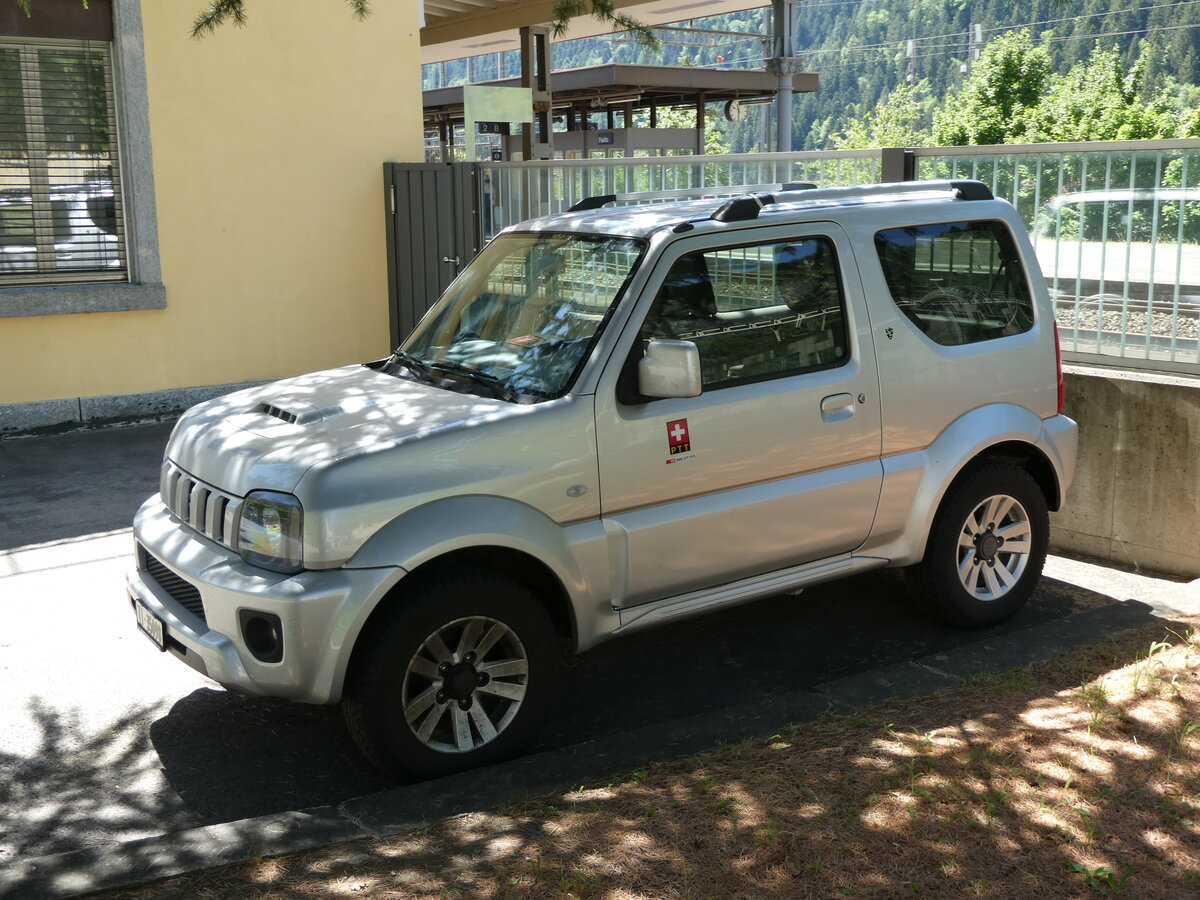 (237'152) - Suzuki - TI 35'098 - am 12. Juni 2022 beim Bahnhof Faido