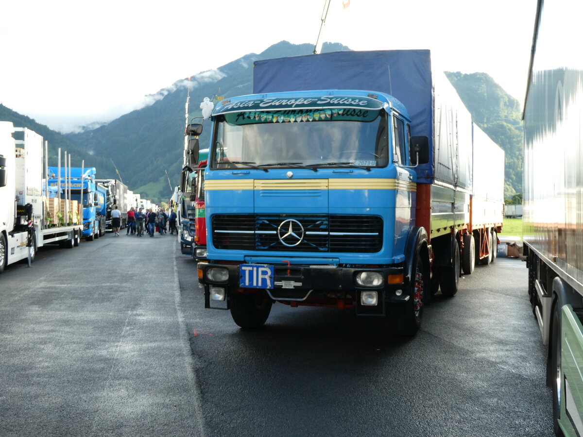 (237'464) - Mercedes - BE 2073 U - am 24. Juni 2022 in Interlaken, Flugplatz