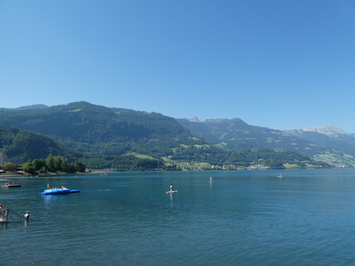 (238'224) - Der Walensee am 17. Juli 2022 bei Walenstadt