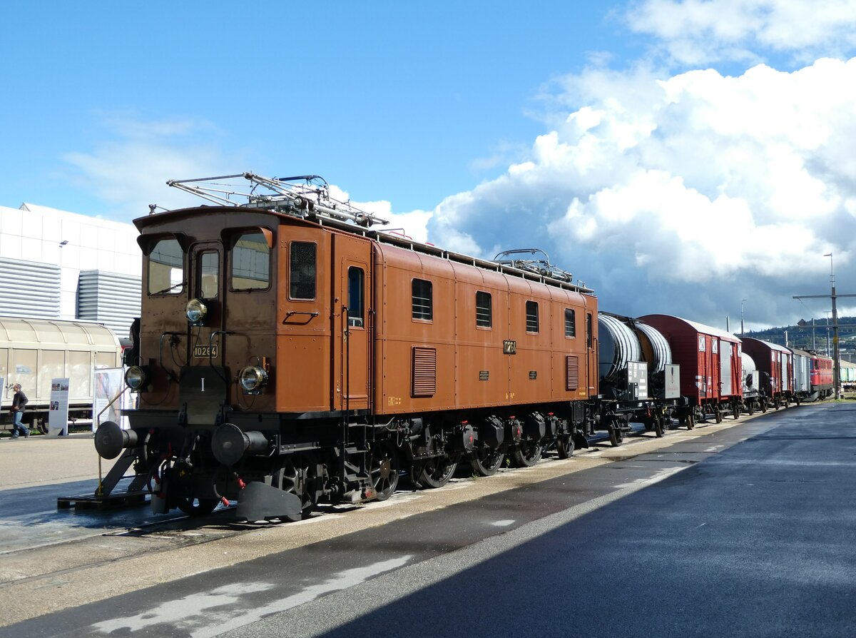 (240'534) - SBB-Lokomotive - Nr. 10'264 - am 2. Oktober 2022 in Yverdon, D�p�t