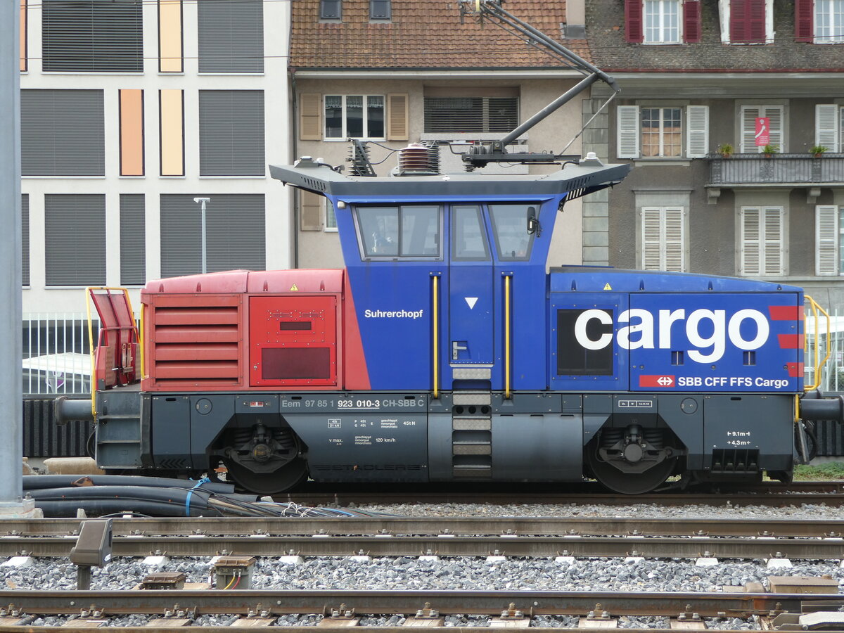 (241'970) - SBB- Rangierlokomotive - Nr. 923'010-3 - am 30. Oktober 2022 im Bahnhof Thun