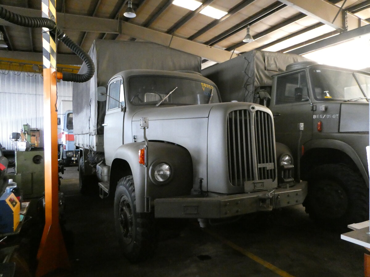 (243'149) - Schweizer Armee - M+58'953 - Saurer am 26. November 2022 in Wetzikon, Z�rcherstrasse