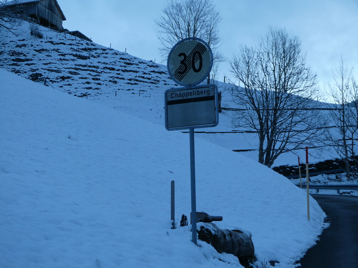 (243'603) - Ortsende am 8. Dezember 2022 in Riemenstalden