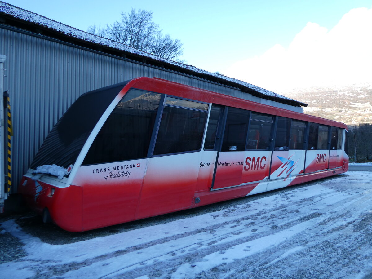 (243'745) - Ausrangierte SMC-Standseilbahn am 11. Dezember 2022 in Gr�ne