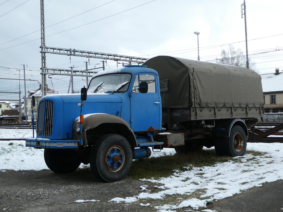 (245'226) - Berna am 21. Januar 2023 beim Bahnhof Herzogenbuchsee