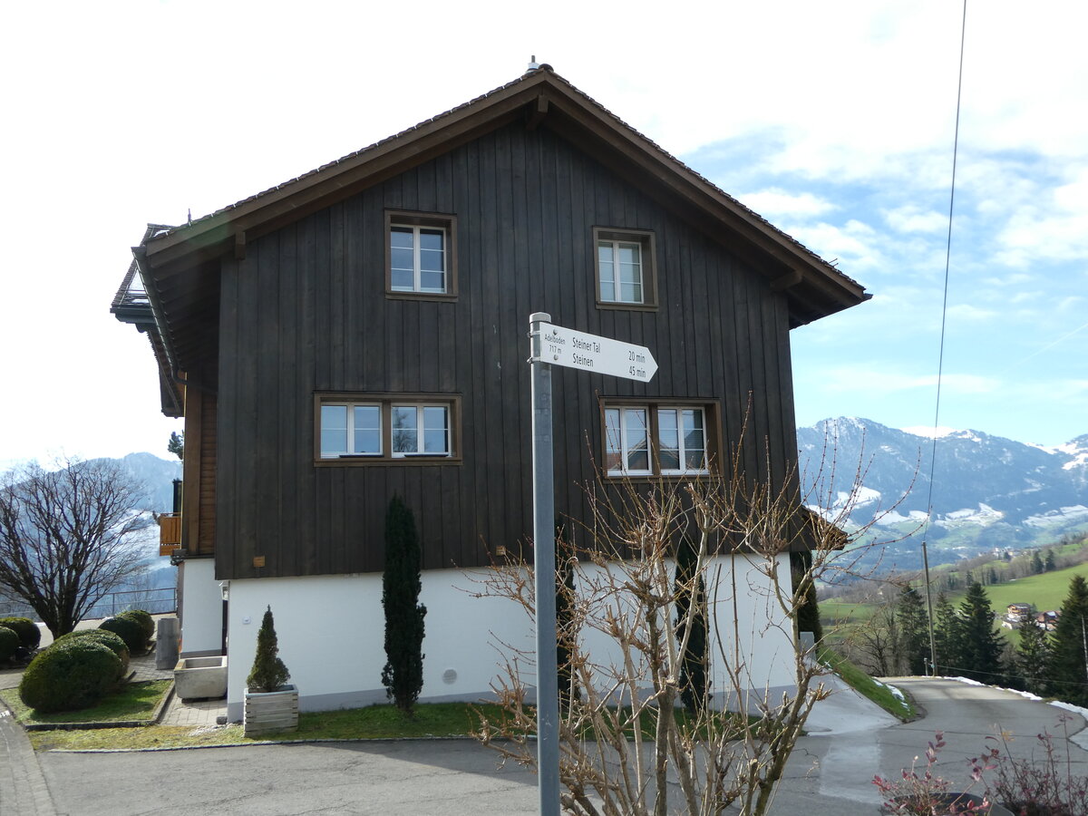 (245'733) - Ehemaliges Hotel Adelboden am 3. Februar 2023 in Steinen