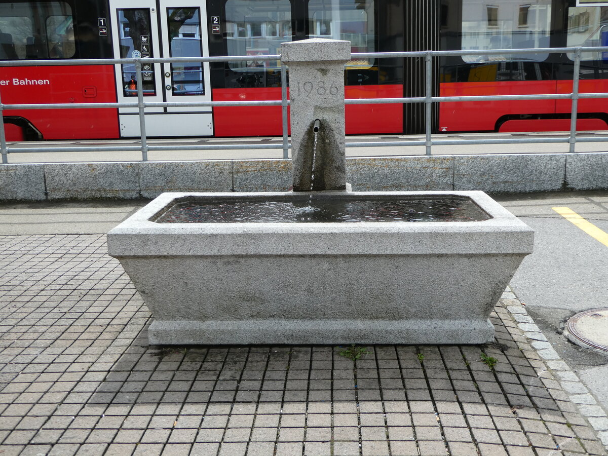 (249'114) - Brunnen von 1986 am 25. April 2023 in Appenzell