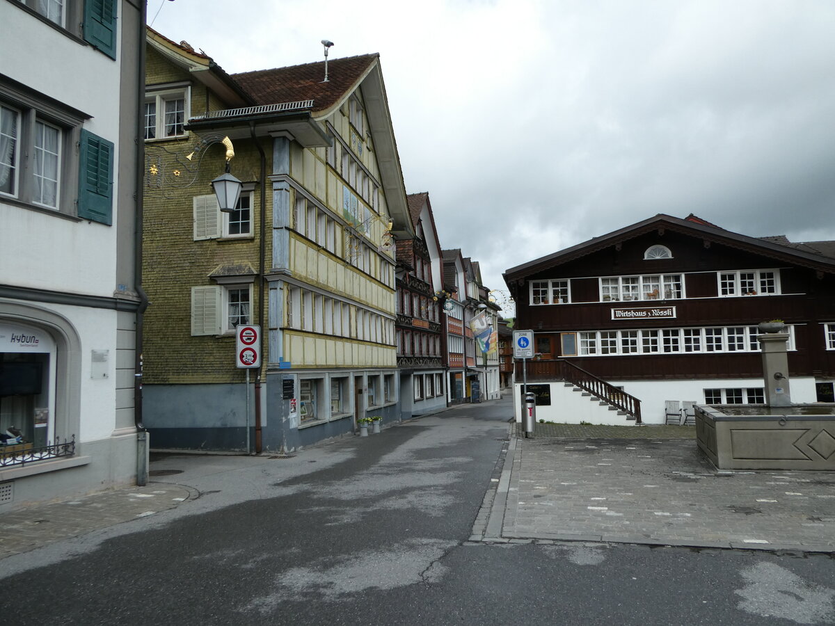 (249'116) - Strasse und H�user am 25. April 2023 in Appenzell