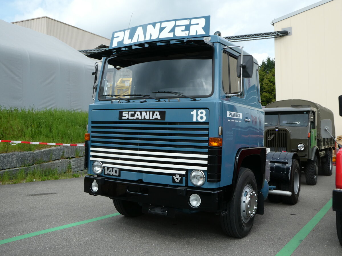 (249'747) - Planzer, Dietikon - Nr. 18 - Scania am 6. Mai 2023 in Attikon, Wegm�ller